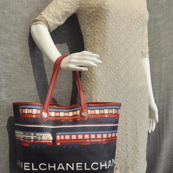 🔥CHANEL Limited Edition Graphic Art CC Monogram Bag multicolor Rare! - Picture 2 of 14